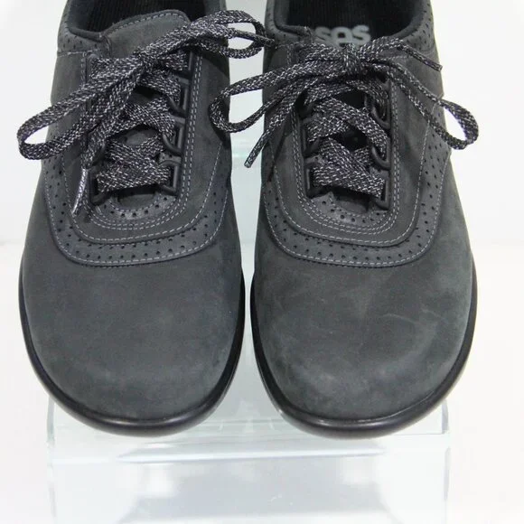 SAS Walk Easy Lace Up Walking Shoes 9 slim Women Sneakers comfort